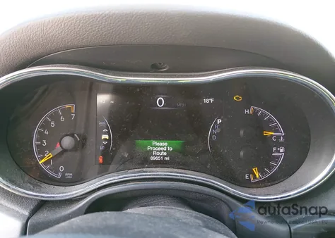 2020 Jeep Grand Cherokee Altitude 4X4 z USA, uszkodzony, nr VIN 1C4RJFAG0LC211429